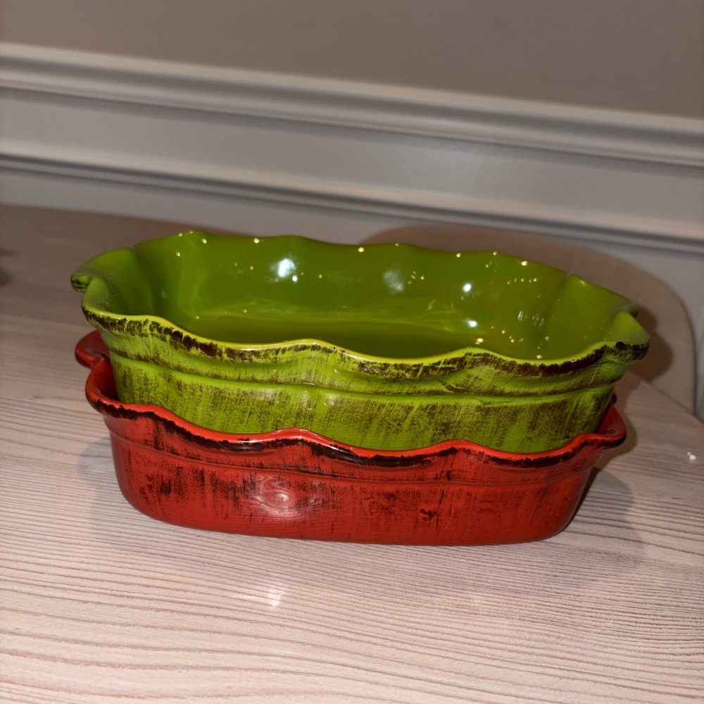 DE SILVA Set of (2) Terracotta Scalloped Rim Casserole Baking Dishes 10.5 x 7.5